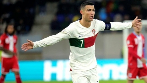 Ronaldo lập cú đúp, Bồ Đào Nha thắng với tỷ số tennis