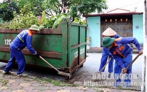 Doanh nghiệp dịch vụ môi trường gặp khó do thiếu trạm trung chuyển thu gom rác