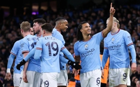 Man City hất văng Arsenal khỏi FA Cup