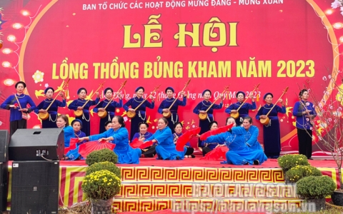 Trên 5.000 người tham quan, trẩy hội Bủng Kham, huyện Tràng Định