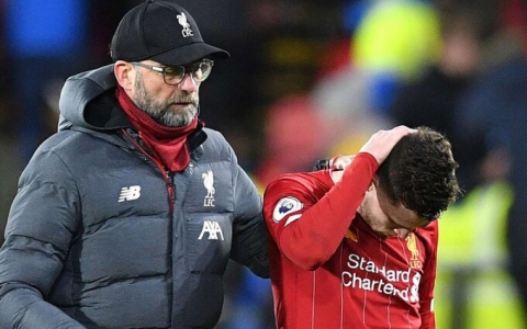 Klopp: 'Liverpool không cần đập đi xây lại'
