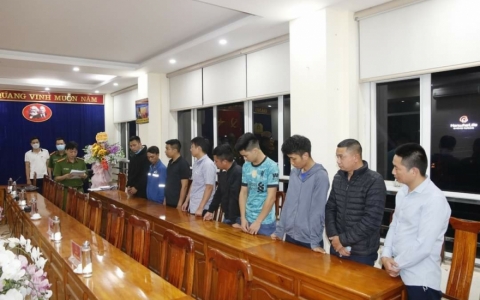 Khởi tố, bắt tạm giam thêm 9 bị can vụ "làm luật" xe quá tải trên cao tốc Nội Bài-Lào Cai