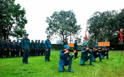 Tiếp sức "sao vuông" huấn luyện
