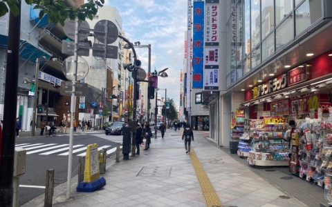 Nhật Bản lo ngại làn sóng Covid-19 thứ 2, Tokyo sắp nới lỏng lệnh hạn chế