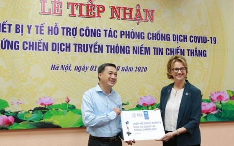 UNDP tặng Việt Nam thêm 15 robot hỗ trợ điều trị bệnh từ xa