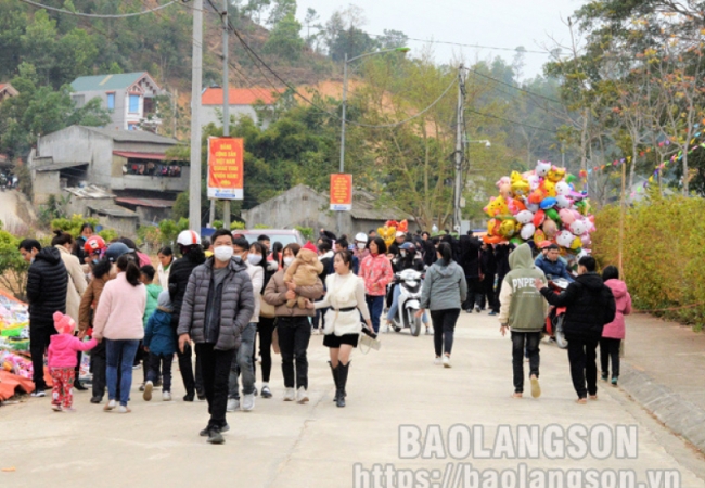Lạng Sơn đón trên 60 ngàn lượt khách du lịch trong kỳ nghỉ Tết Nguyên đán 2023