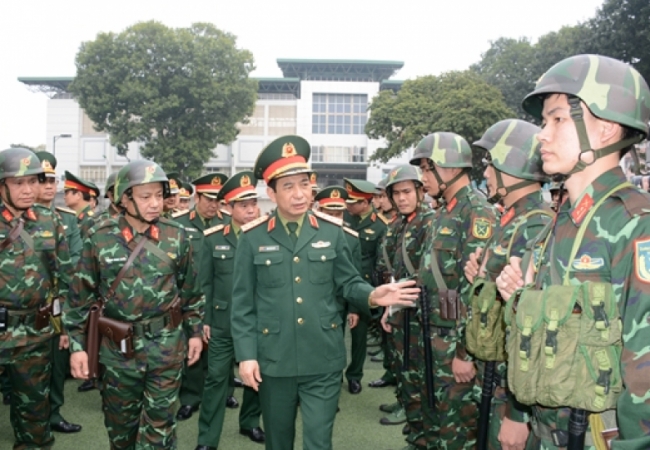 Thượng tướng Phan Văn Giang kiểm tra công tác sẵn sàng chiến đấu bảo vệ, phục vụ Đại hội đại biểu toàn quốc lần thứ XIII của Đảng