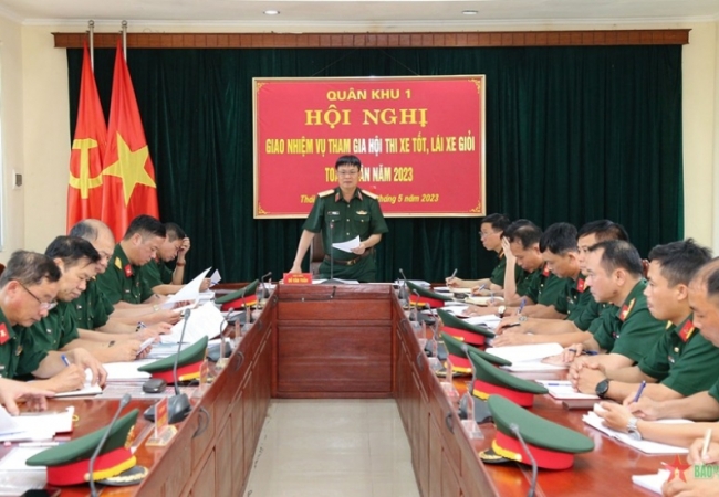 Quân khu 1: Giao nhiệm vụ tham gia hội thi xe tốt, lái xe giỏi toàn quân năm 2023