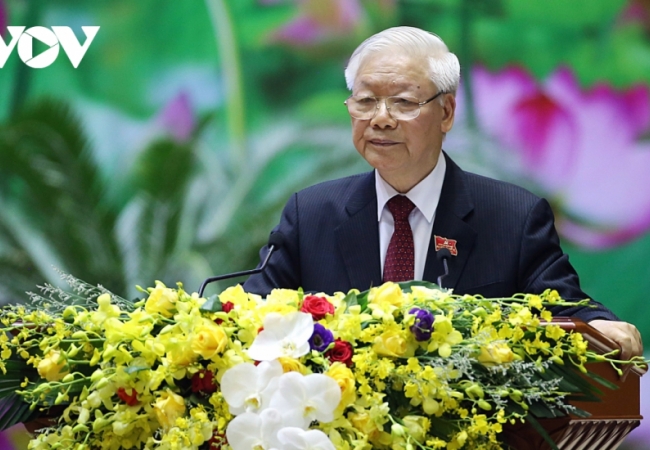 Quân đội đặt dưới sự lãnh đạo "tuyệt đối, trực tiếp về mọi mặt" của Đảng
