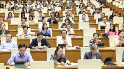 65 người ngo&agrave;i Đảng ứng cử đại biểu Quốc hội