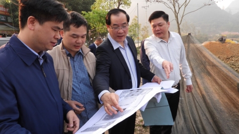 Lãnh đạo tỉnh UBND tỉnh kiểm tra, xem xét tháo gỡ khó khăn, vướng mắc đối với các dự án tại huyện Văn Quan