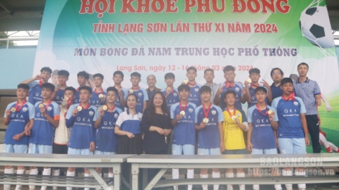 Trao giải nội dung Bóng đá nam Hội khoẻ Phù Đổng tỉnh Lạng Sơn lần thứ XI, năm 2024