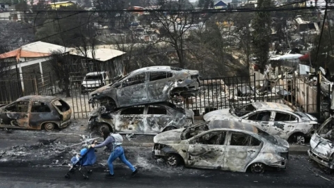 Lính cứu hỏa Chile bị cáo buộc gây hỏa hoạn khiến 137 người chết