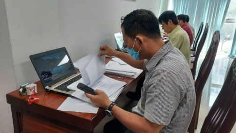 Tinh giản biên chế: Những người được hưởng chính sách khi chuyển công tác