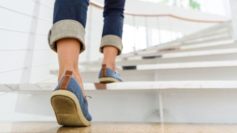 Bạn cần đi bộ bao nhiêu phút mỗi ngày để kéo dài tuổi thọ?