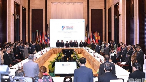 Hội nghị Bộ trưởng Ngoại giao ASEAN mặc niệm Tổng Bí thư Nguyễn Phú Trọng tại ngày làm việc đầu tiên