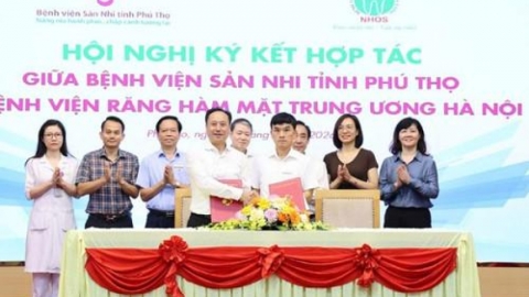 Ph&uacute; Thọ: H&agrave;ng trăm trẻ em được kh&aacute;m s&agrave;ng lọc miễn ph&iacute; bệnh l&yacute; răng h&agrave;m mặt
