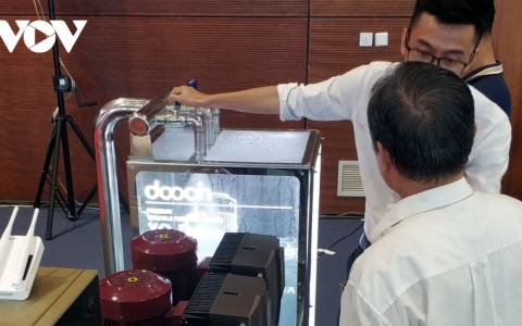 Nhiều doanh nghiệp "chuyển mình" qua dịch Covid-19