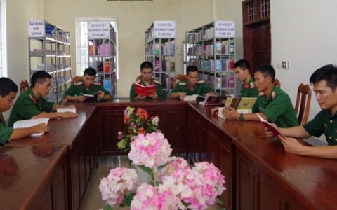 Tích cực giáo dục, nâng cao ý thức chấp hành pháp luật, kỷ luật