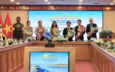 Việt Nam l&agrave; t&acirc;m chấn của l&agrave;n s&oacute;ng đầu tư H&agrave;n Quốc ở Đ&ocirc;ng Nam &Aacute;