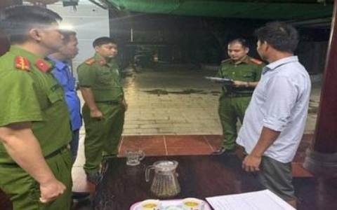 Bắt giam gi&aacute;m đốc lừa đảo chiếm đoạt t&agrave;i sản ở Đồng Nai