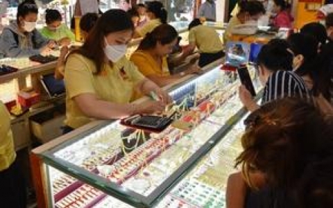 Gi&aacute; v&agrave;ng h&ocirc;m nay 12-12: V&agrave;ng thế giới tăng 78 USD