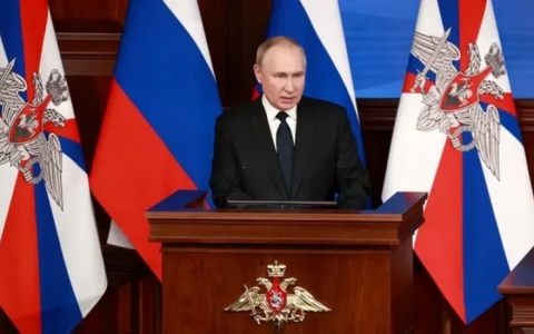 &Ocirc;ng Putin cam kết d&agrave;nh nguồn lực kh&ocirc;ng hạn chế cho qu&acirc;n đội Nga