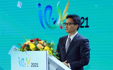 Ph&aacute;t triển bền vững, th&iacute;ch ứng tương lai