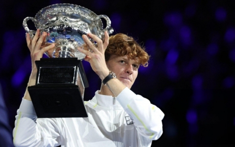 Đánh bại Zverev, Sinner lần thứ hai vô địch Australian Open