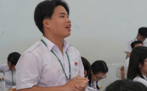 Nam sinh chia sẻ "c&aacute;ch ngủ" để đạt điểm cao kỳ thi đ&aacute;nh gi&aacute; năng lực
