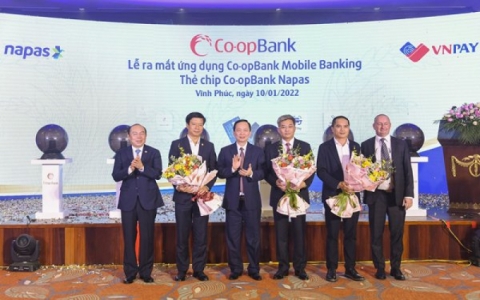 Th&ecirc;m giải ph&aacute;p thanh to&aacute;n kh&ocirc;ng d&ugrave;ng tiền mặt khu vực n&ocirc;ng th&ocirc;n