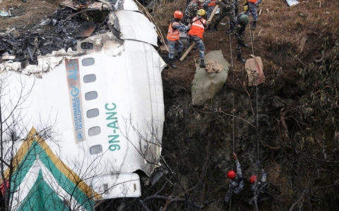 T&igrave;m thấy "hộp đen" m&aacute;y bay ATR 72 rơi ở Nepal