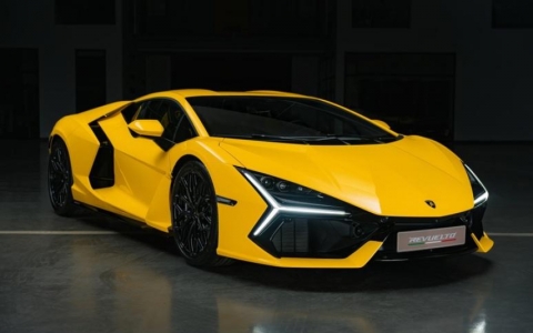 Lamborghini Revuelto đầu ti&ecirc;n về Việt Nam s&aacute;t Tết, gi&aacute; khởi điểm 44 tỷ đồng