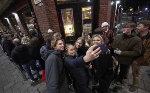 Thụy Điển tuy&ecirc;n bố chấm dứt đại dịch Covid-19