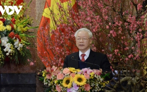 Tổng B&iacute; thư, Chủ tịch nước ch&uacute;c Tết l&atilde;nh đạo, nguy&ecirc;n l&atilde;nh đạo Đảng, Nh&agrave; nước