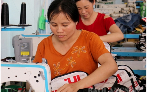 Bắc Sơn: Th&ecirc;m việc l&agrave;m cho lao động n&ocirc;ng th&ocirc;n từ c&aacute;c cơ sở may gia c&ocirc;ng