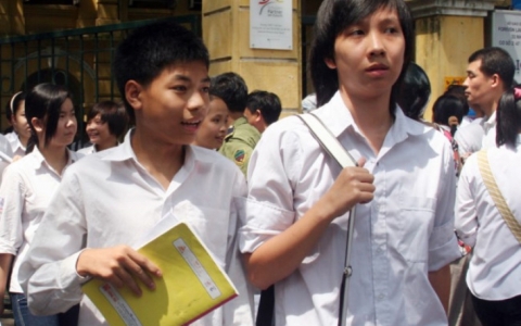 Điều chỉnh lịch dạy v&agrave; học m&ugrave;a dịch: Chưa &ldquo;chốt&rdquo; thời gian thi tuyển sinh lớp 10