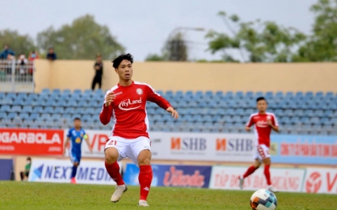 Kiến tạo ngay vòng 1 V-League, Công Phượng được khen ngợi hết lời