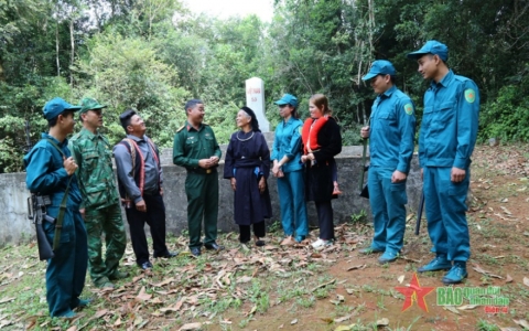 “Sao vuông” góp sức bảo vệ biên cương