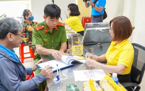 3,41 triệu người hưởng cơ bản đã nhận lương hưu và trợ cấp bảo hiểm xã hội tháng 5