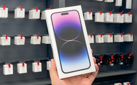 Biến động giá iPhone cũ tại Việt Nam giữa "cơn bão" thuế quan