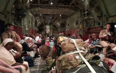 C&aacute;c phe đối địch tại Sudan chấp thuận ngừng bắn trong 72 giờ