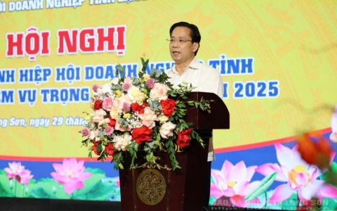 Đồng chí Bí thư Tỉnh ủy làm việc với Hiệp hội Doanh nghiệp tỉnh