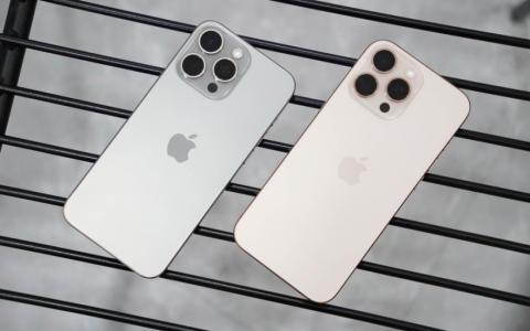 Giá iPhone tại Việt Nam sẽ tăng sau khi Tổng thống Trump áp thuế đối ứng?