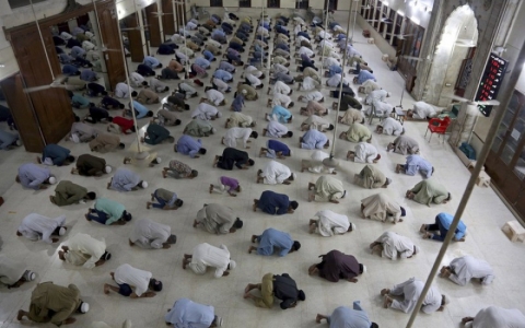 Người Hồi giáo giữ vững tinh thần Ramadan trước đại dịch Covid-19