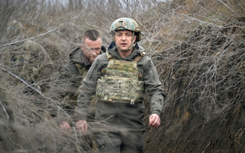 Tổng thống Ukraine mời Tổng thống Putin đàm phán ở vùng chiến sự