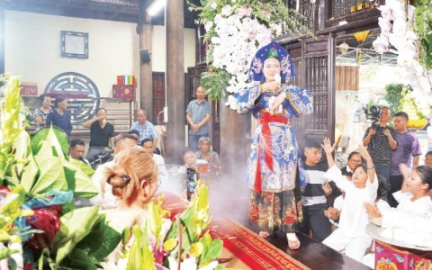 Khai th&aacute;c tiềm năng di sản để th&uacute;c đẩy du lịch