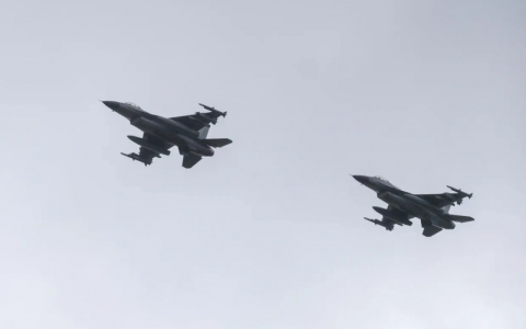 Mỹ gửi loạt tiêm kích F-16 từ "nghĩa địa máy bay" cho Ukraine