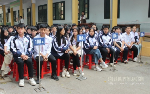 Nhả khói, trói tương lai