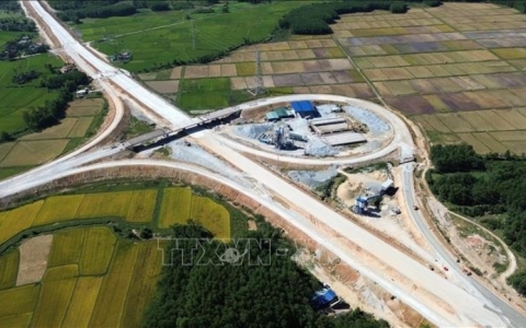 Thủ tướng Chính phủ yêu cầu đẩy nhanh tiến độ phân bổ, giải ngân vốn đầu tư công năm 2025